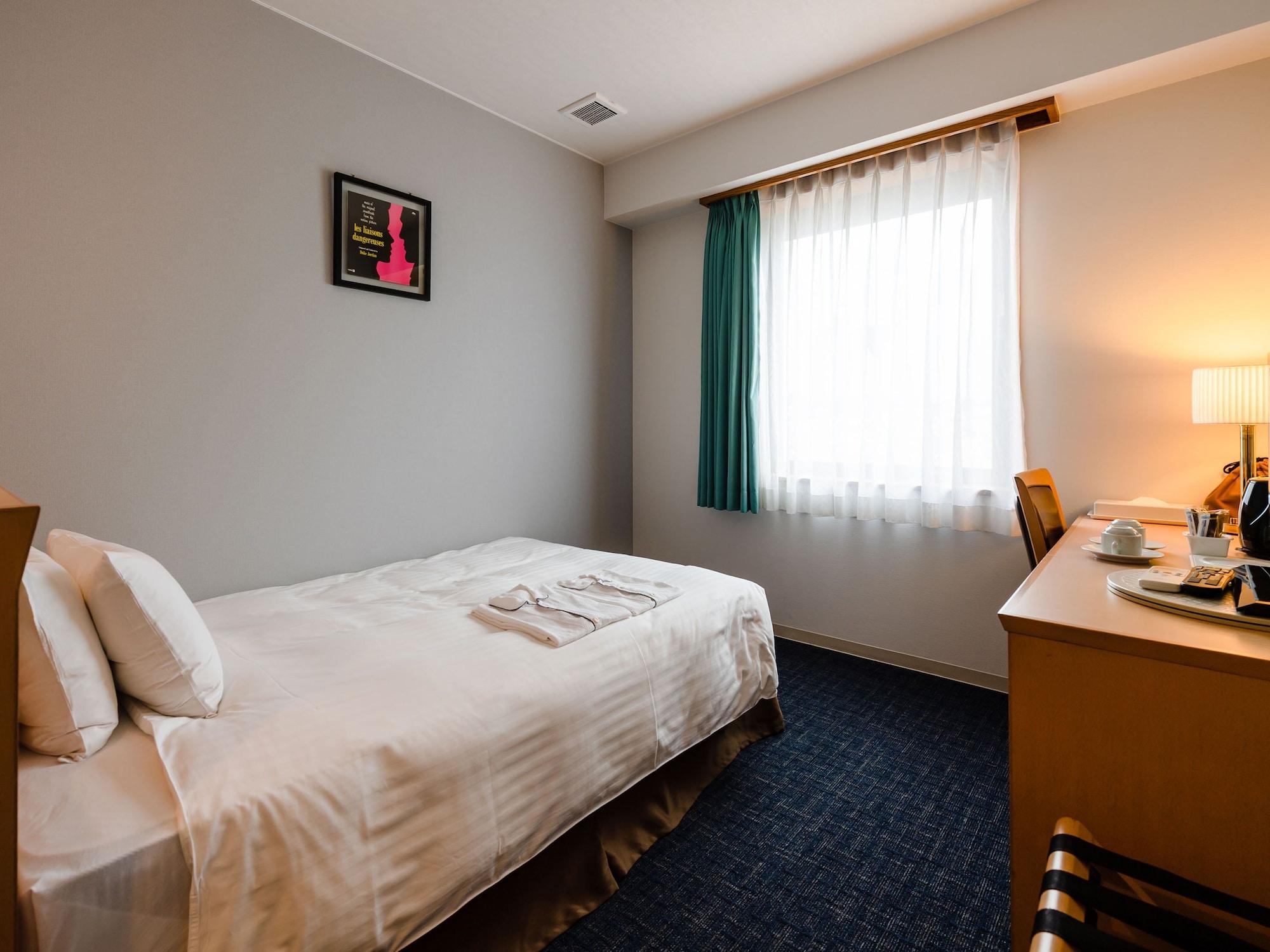 Hotel Azat Naha Esterno foto